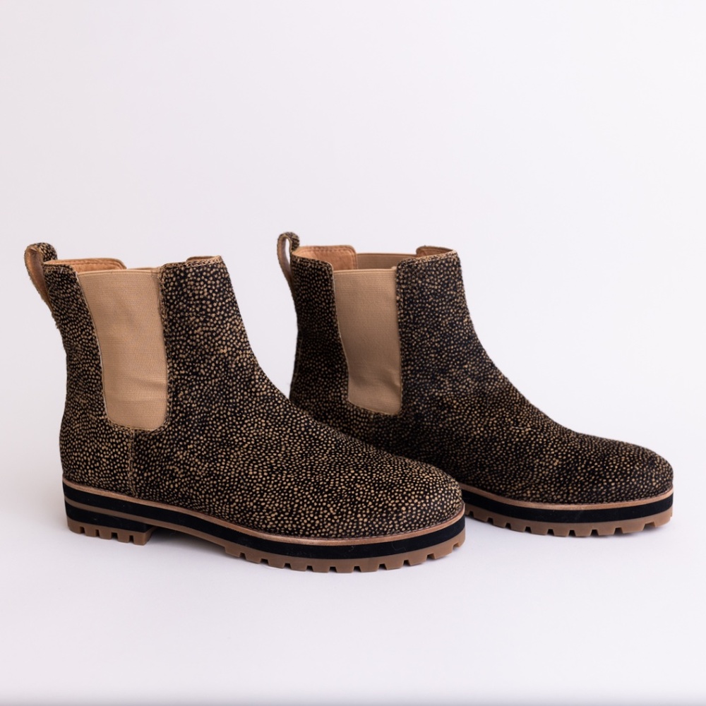 Madewell Tan & Black Spotted Calf Chelsea Boots